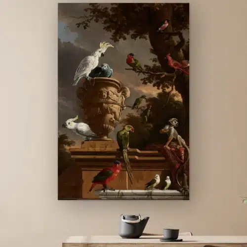 De Menagerie van Melchior d' Hondecoeter aan de muur boven een houten tafel met theepot