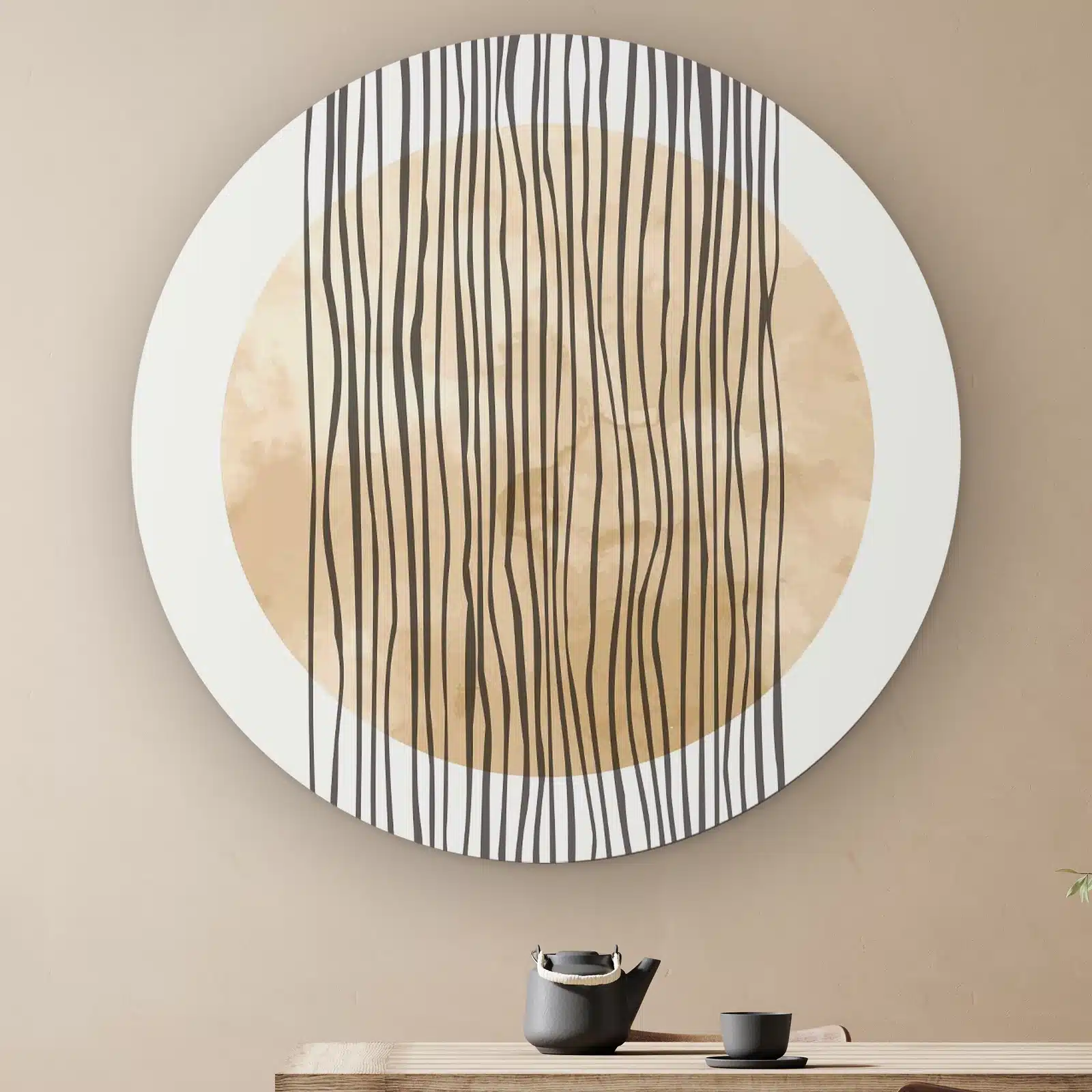 Muurcirkel Abstracte vallende strepen aan de muur boven een houten tafel met theepot