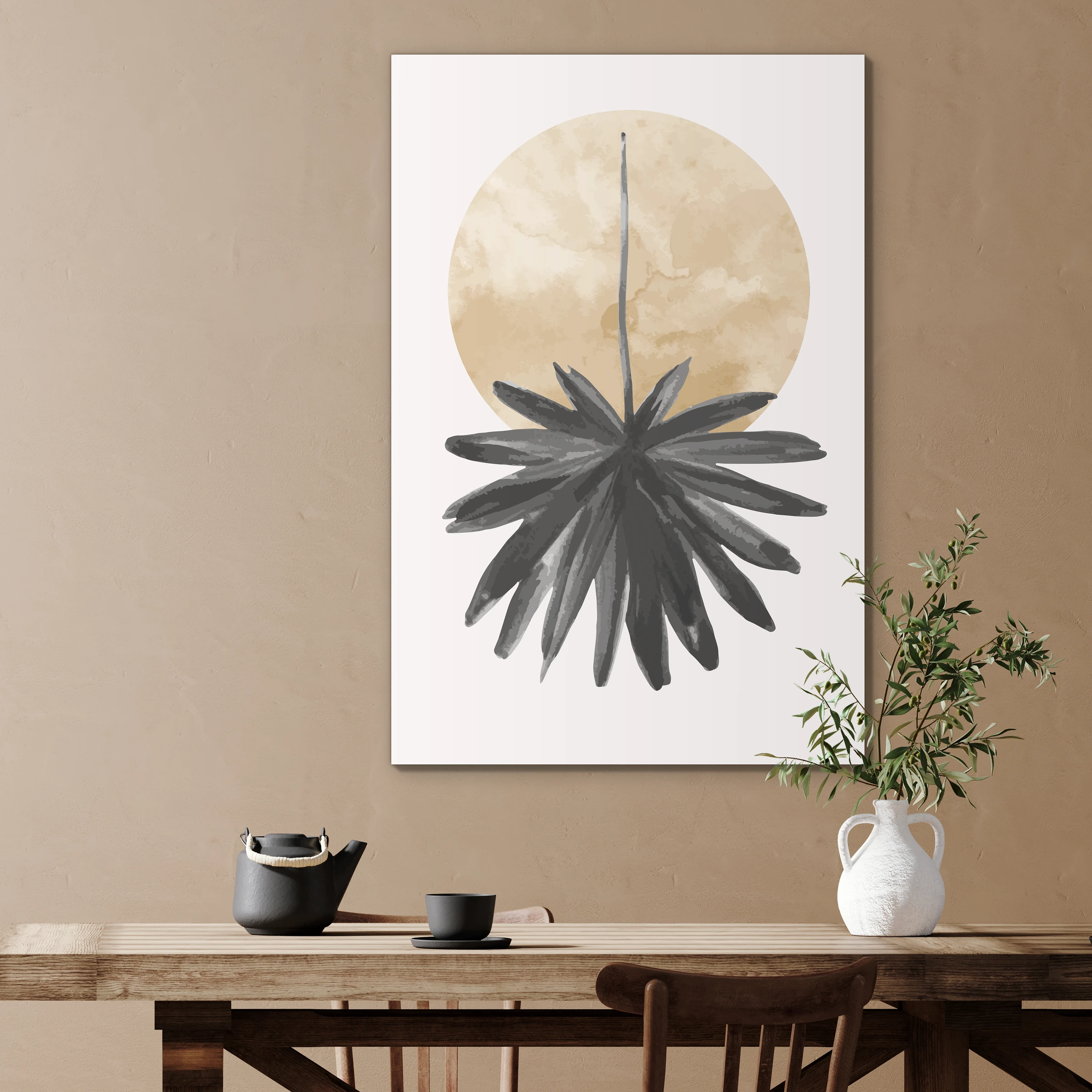 Abstracte hangende bloem in een eetkamer boven de eettafel