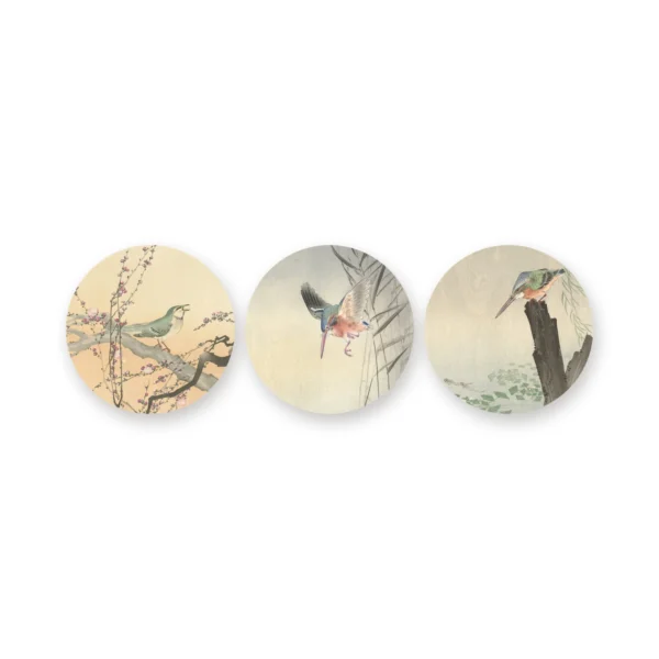 Japanse prenten van Koson als set van drie muurcirkels los op een witte achtergrond