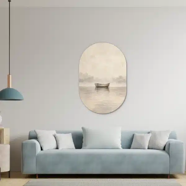 Schilderij beige tinten als muurovaal in een lichte woonkamer boven de bank