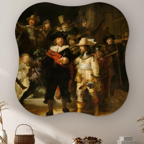 Organische vorm De nachtwacht aan de muur boven een kast met een rieten mandje