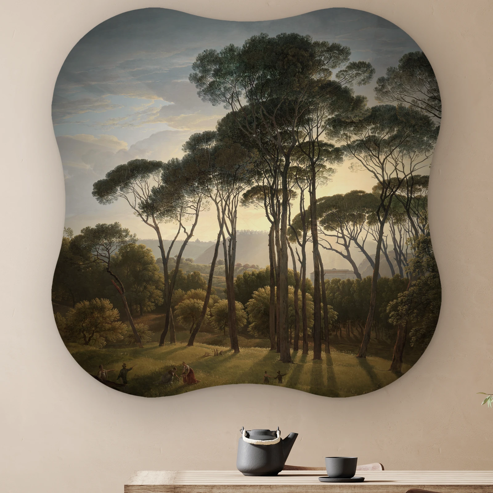 Organische vorm Italiaans landschap met parasoldennen aan de muur boven een houten tafel met theepot