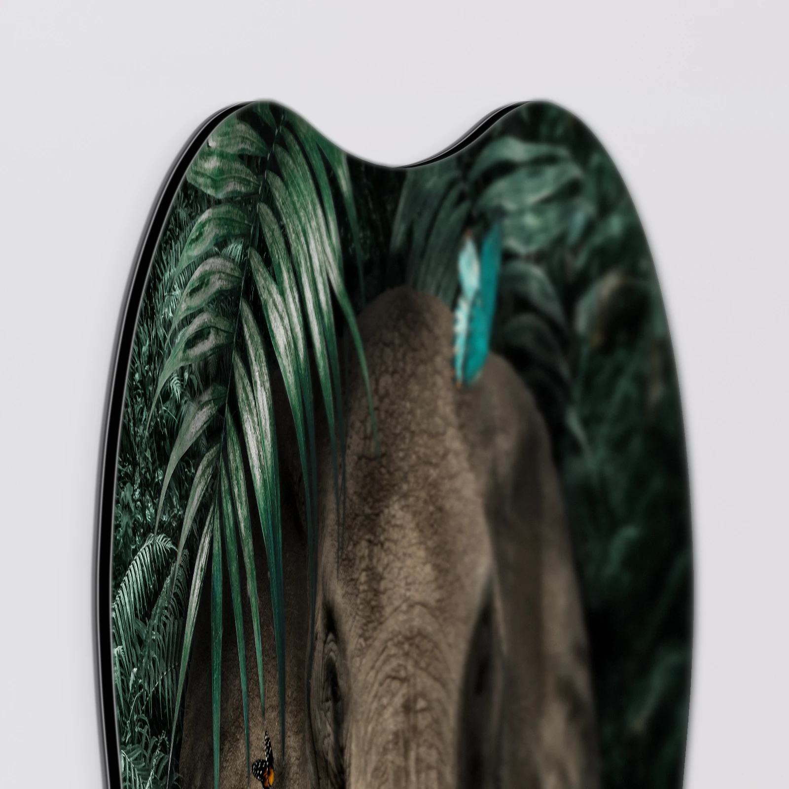 Organische vorm Jungle olifant, Aluminium Dibond van dichtbij