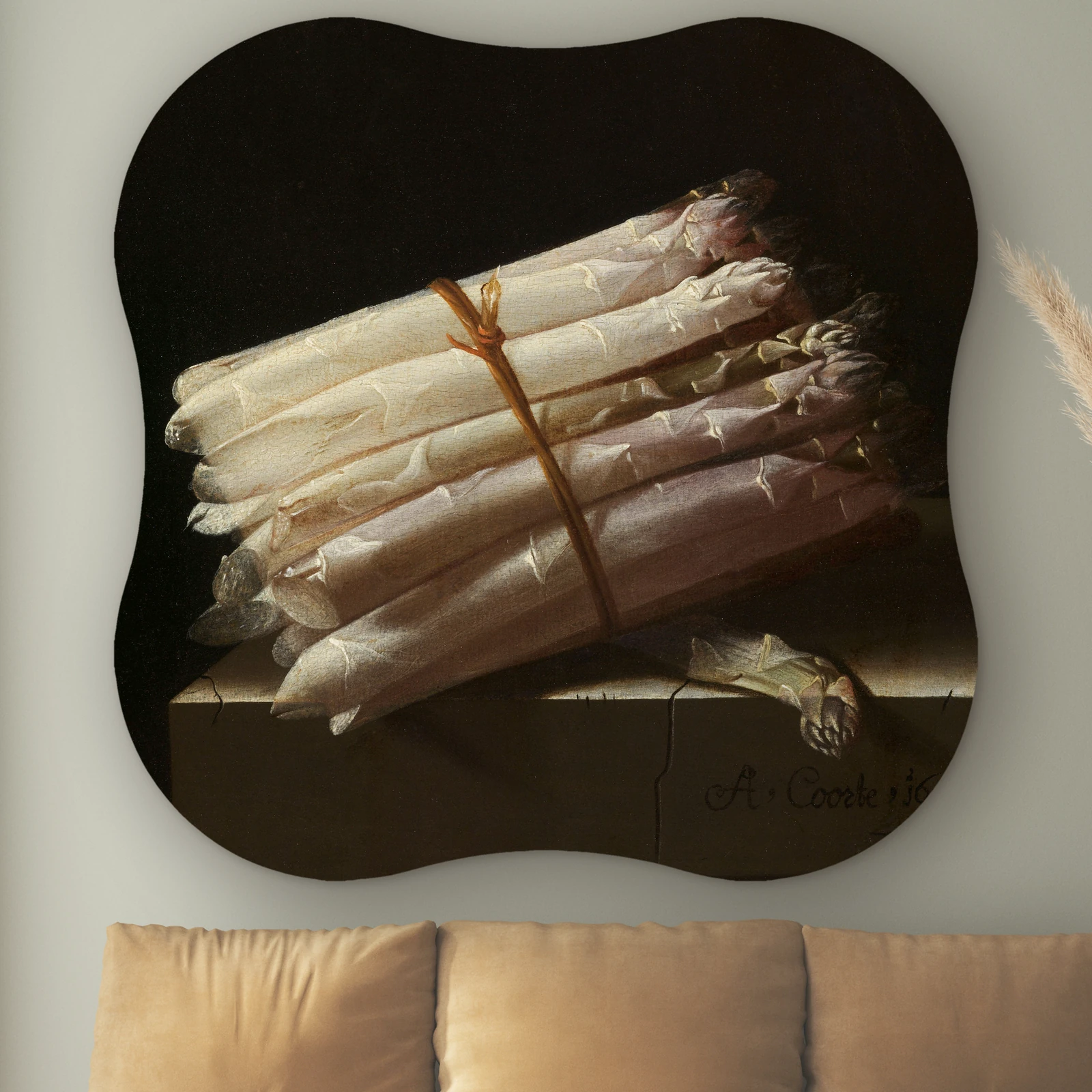 Organische vorm Stilleven met asperges aan de muur boven een cognac bank