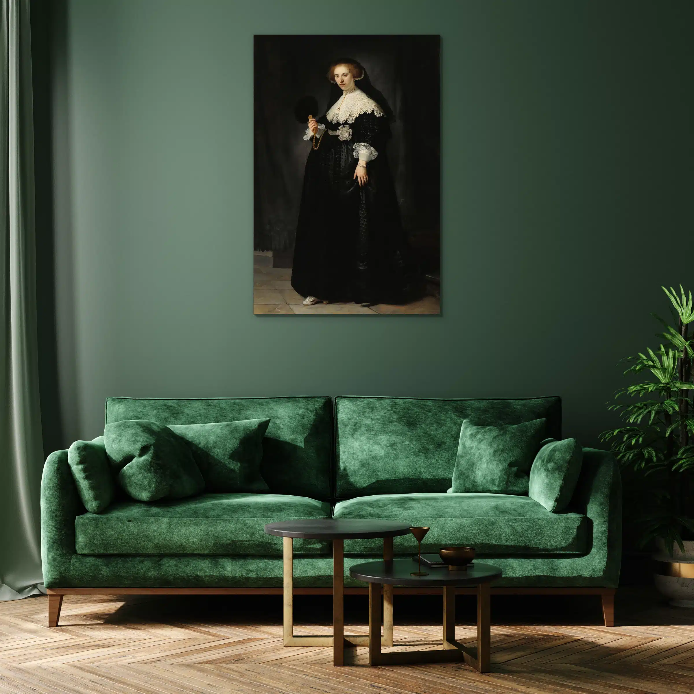Oopjen Coppit van Rembrandt aan een donkergroene muur boven een groene fluwelen bank